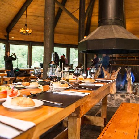 Loberias Del Sur Hotel Puerto Chacabuco Ngoại thất bức ảnh