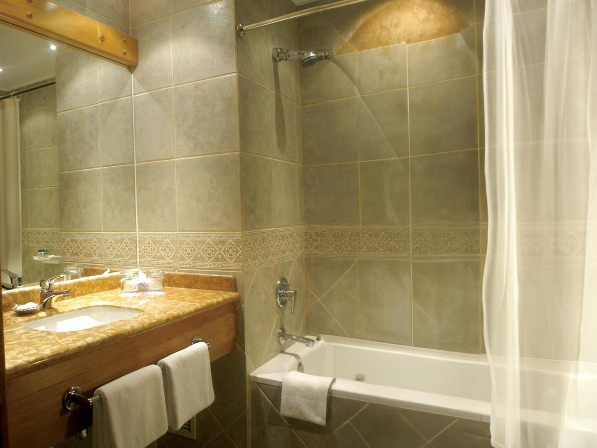 Loberias Del Sur Hotel Puerto Chacabuco Ngoại thất bức ảnh