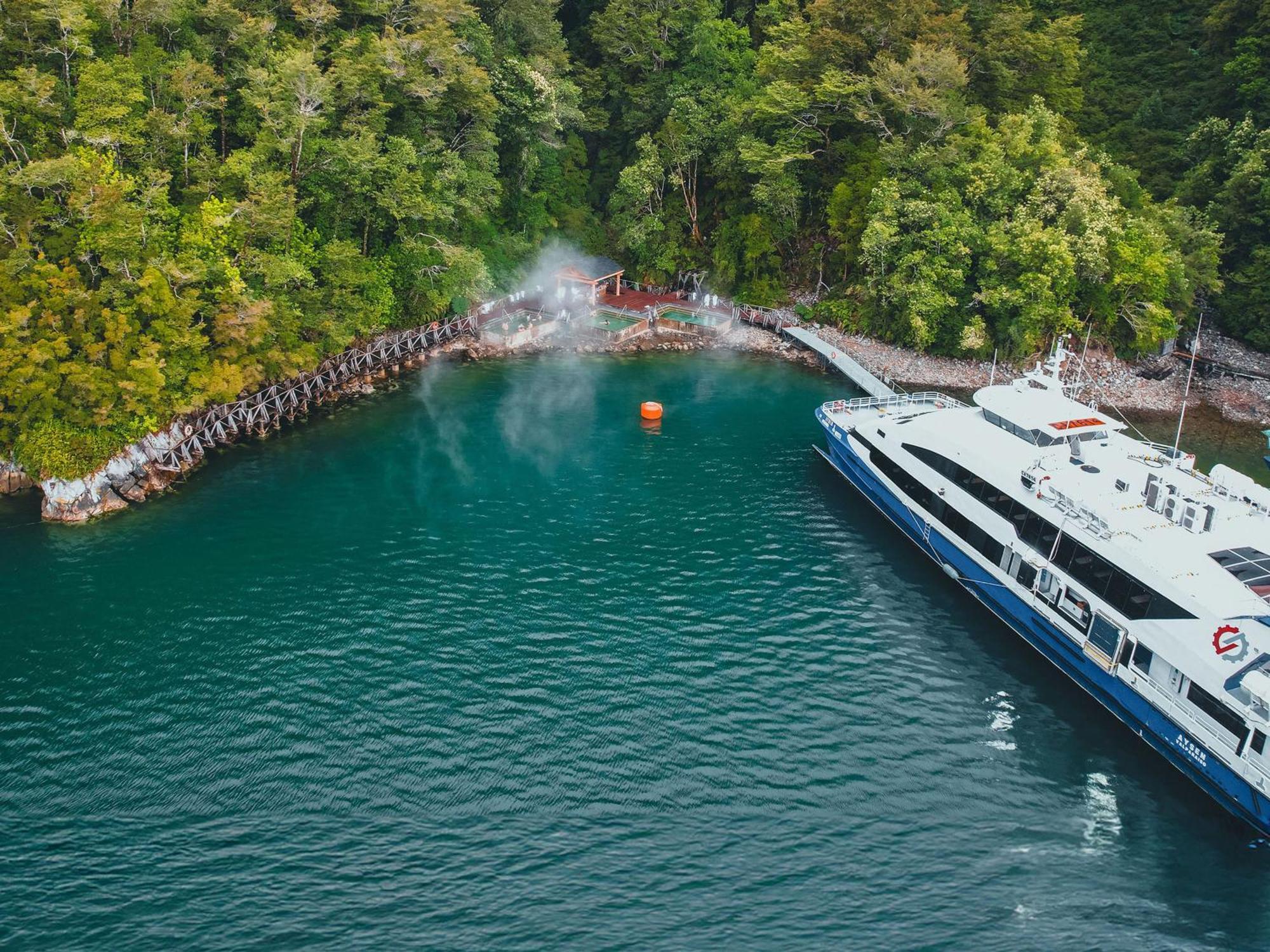 Loberias Del Sur Hotel Puerto Chacabuco Ngoại thất bức ảnh